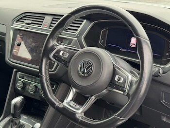 Used Volkswagen Tiguan 2019 for sale - 76711381: Photo