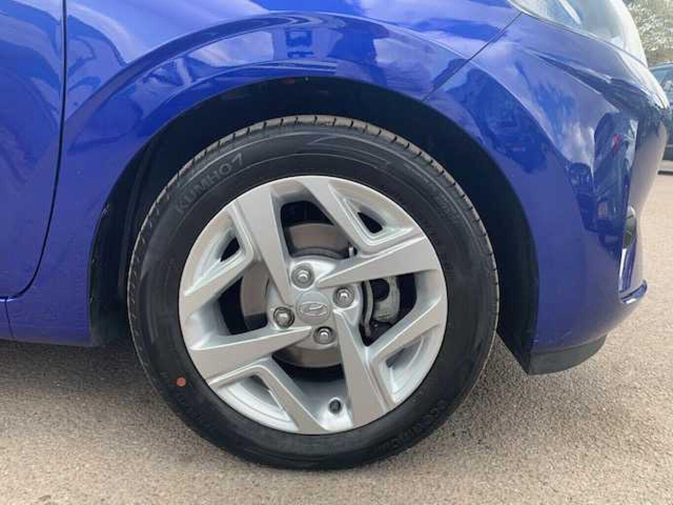 Used Hyundai i10 2022 for sale - 76765300: Photo 9