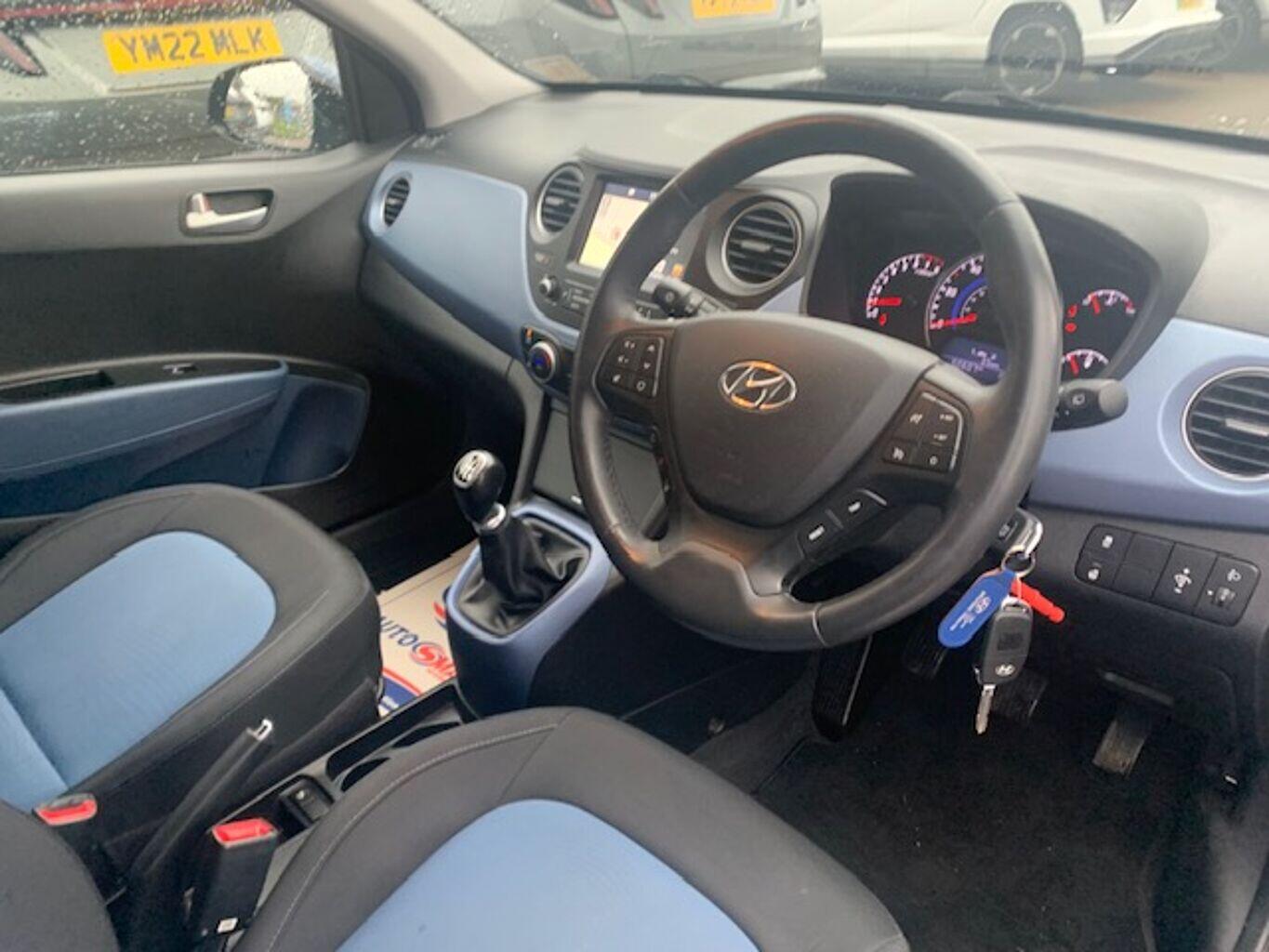 Used Hyundai i10 2018 for sale - 76122029: Photo 10