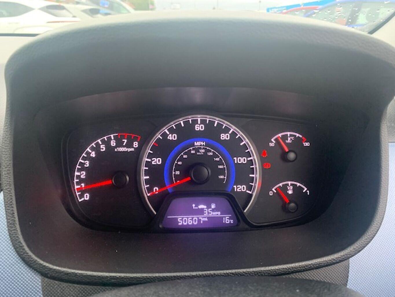 Used Hyundai i10 2018 for sale - 76122029: Photo 14