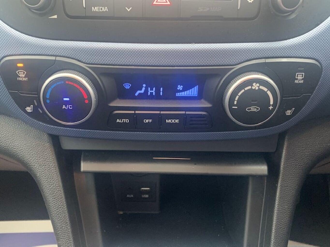 Used Hyundai i10 2018 for sale - 76122029: Photo 18