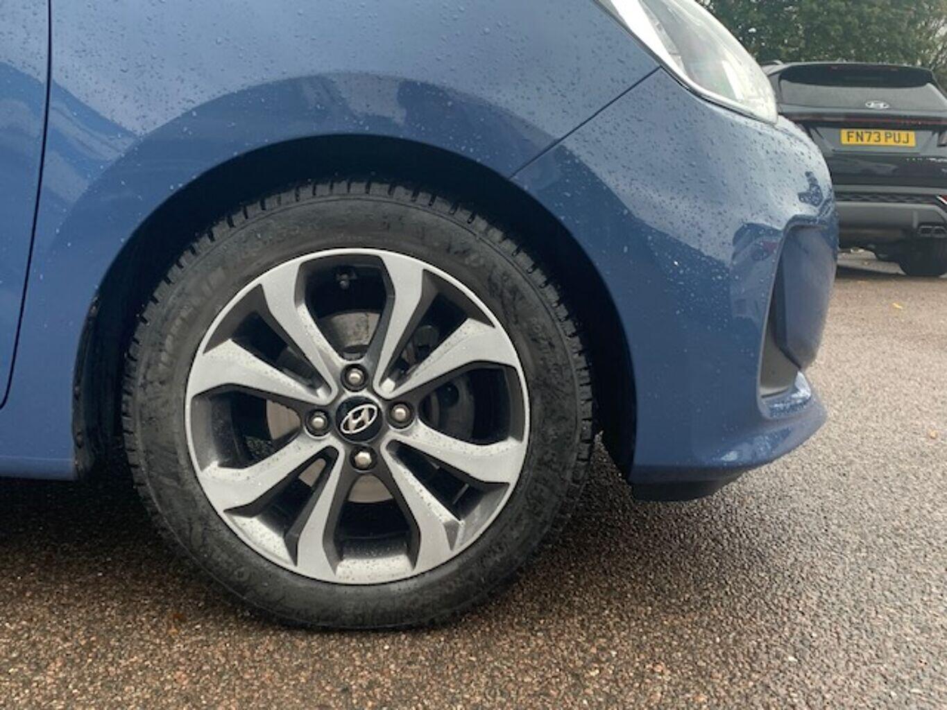 Used Hyundai i10 2018 for sale - 76122029: Photo 9