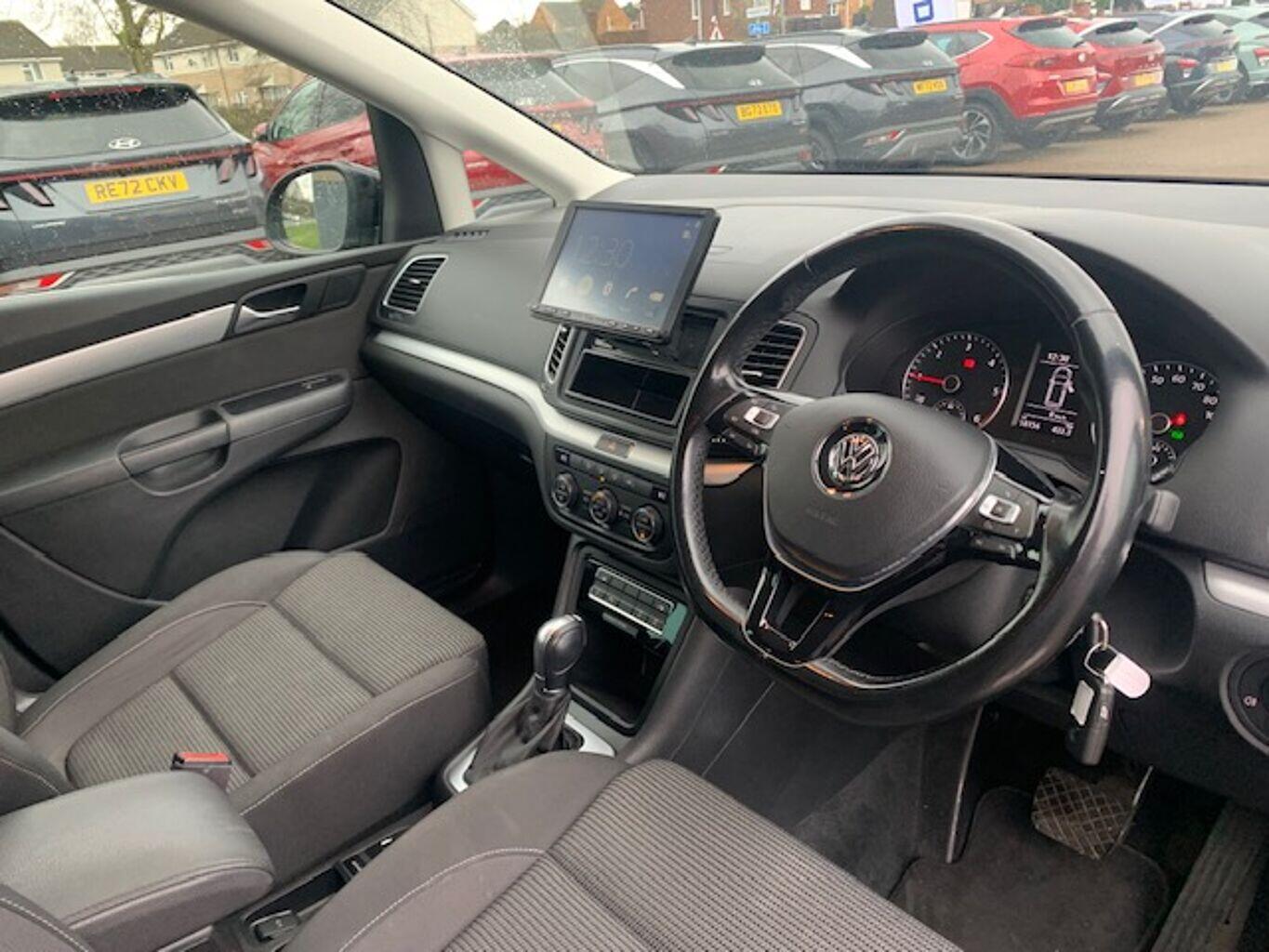 Used Volkswagen Sharan 2017 for sale - 77163145: Photo 10