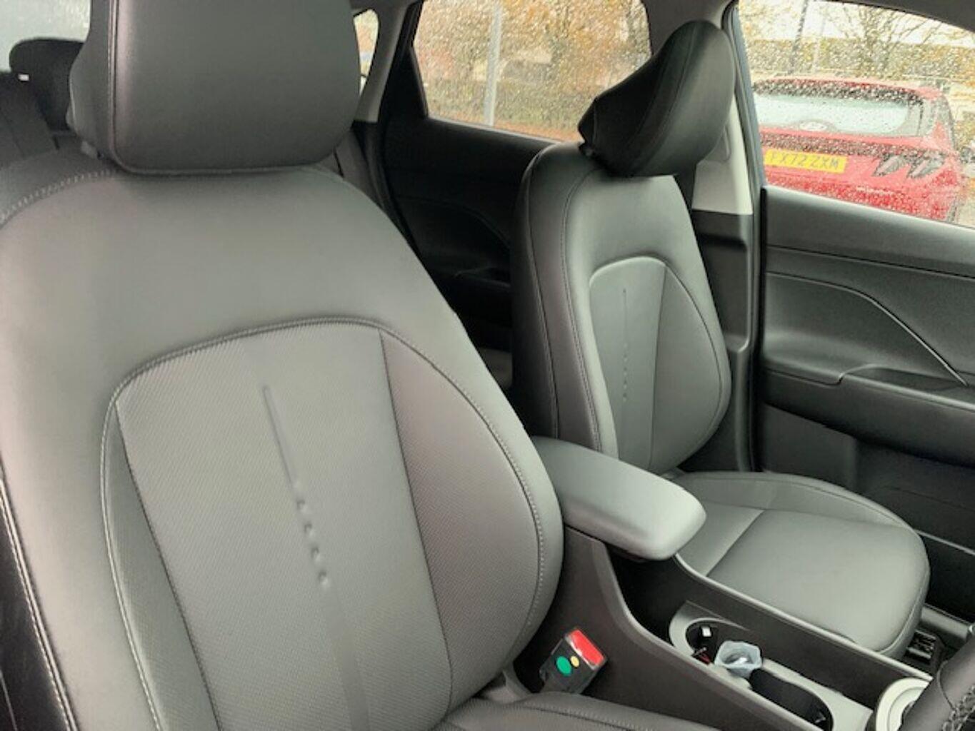 Used Hyundai KONA 2025 for sale - 77040875: Photo 11