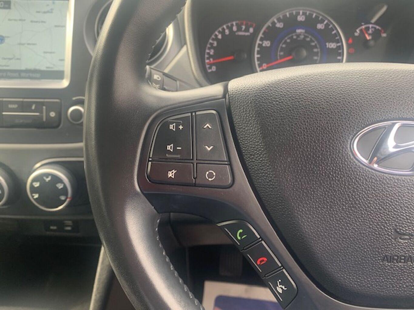 Used Hyundai i10 2019 for sale - 76432511: Photo 14