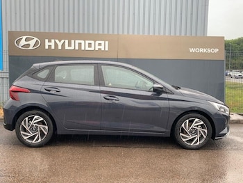 Used Hyundai i20 2025 for sale - 76059970: Photo