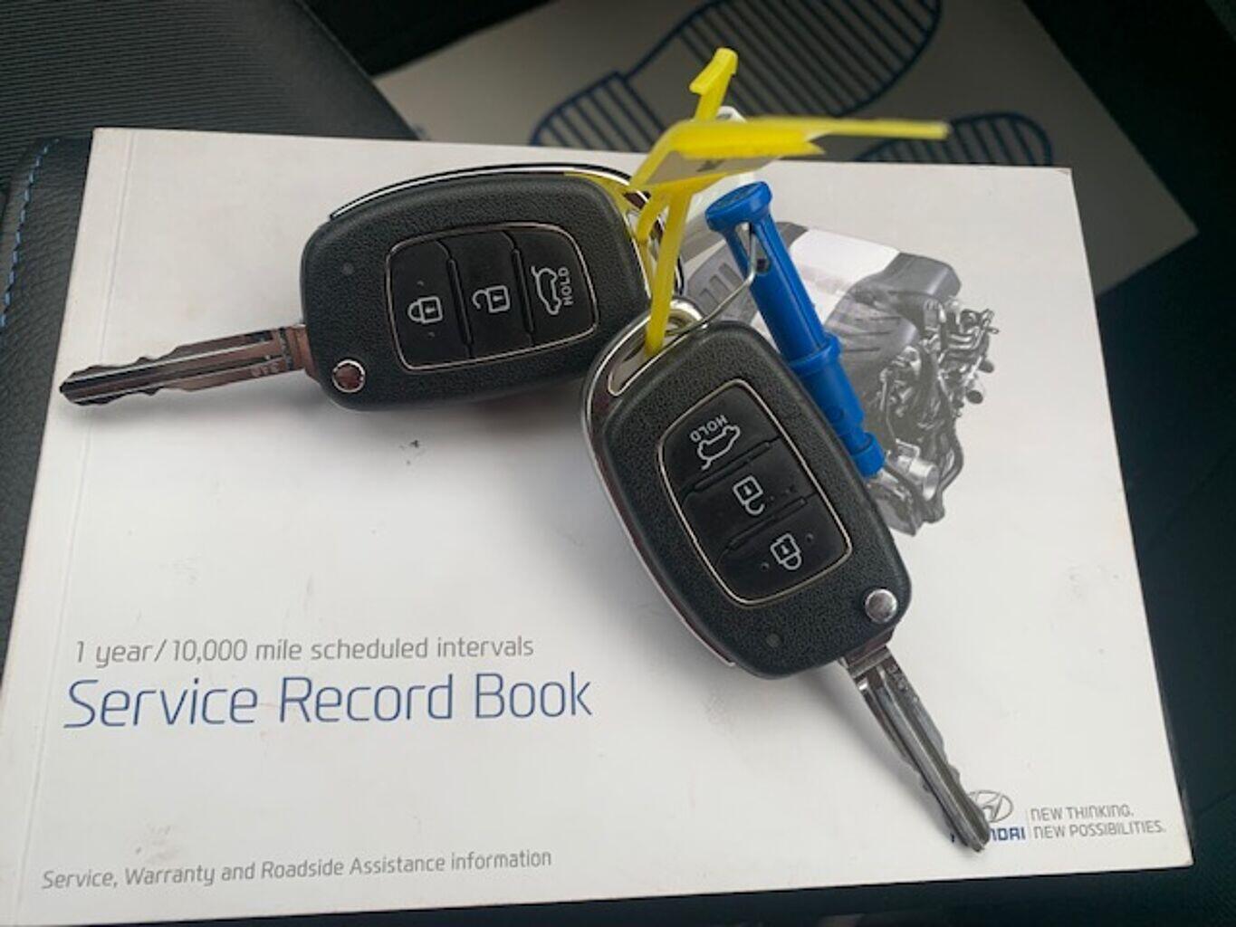 Used Hyundai i10 2017 for sale - 76759587: Photo 20