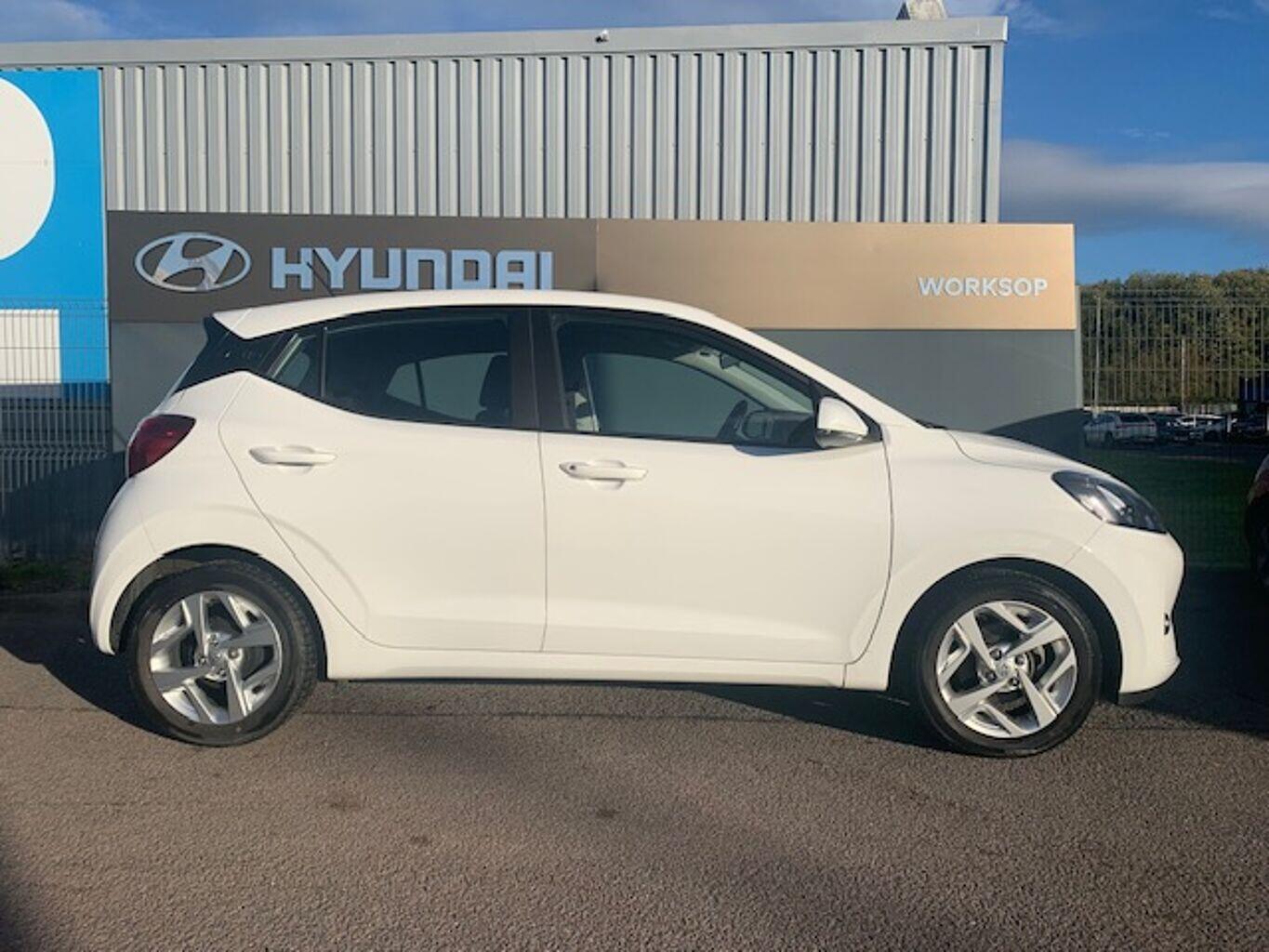 Used Hyundai i10 2021 for sale - 76094557: Photo 2