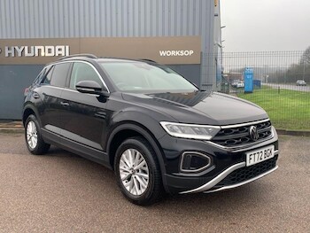 Used Volkswagen T-Roc 2023 for sale - 77237513: Photo