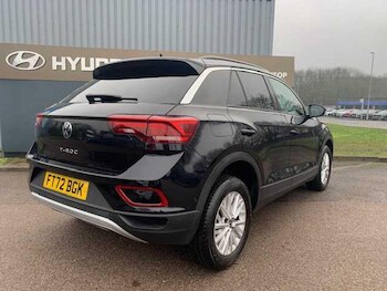 Used Volkswagen T-Roc 2023 for sale - 77237513: Photo