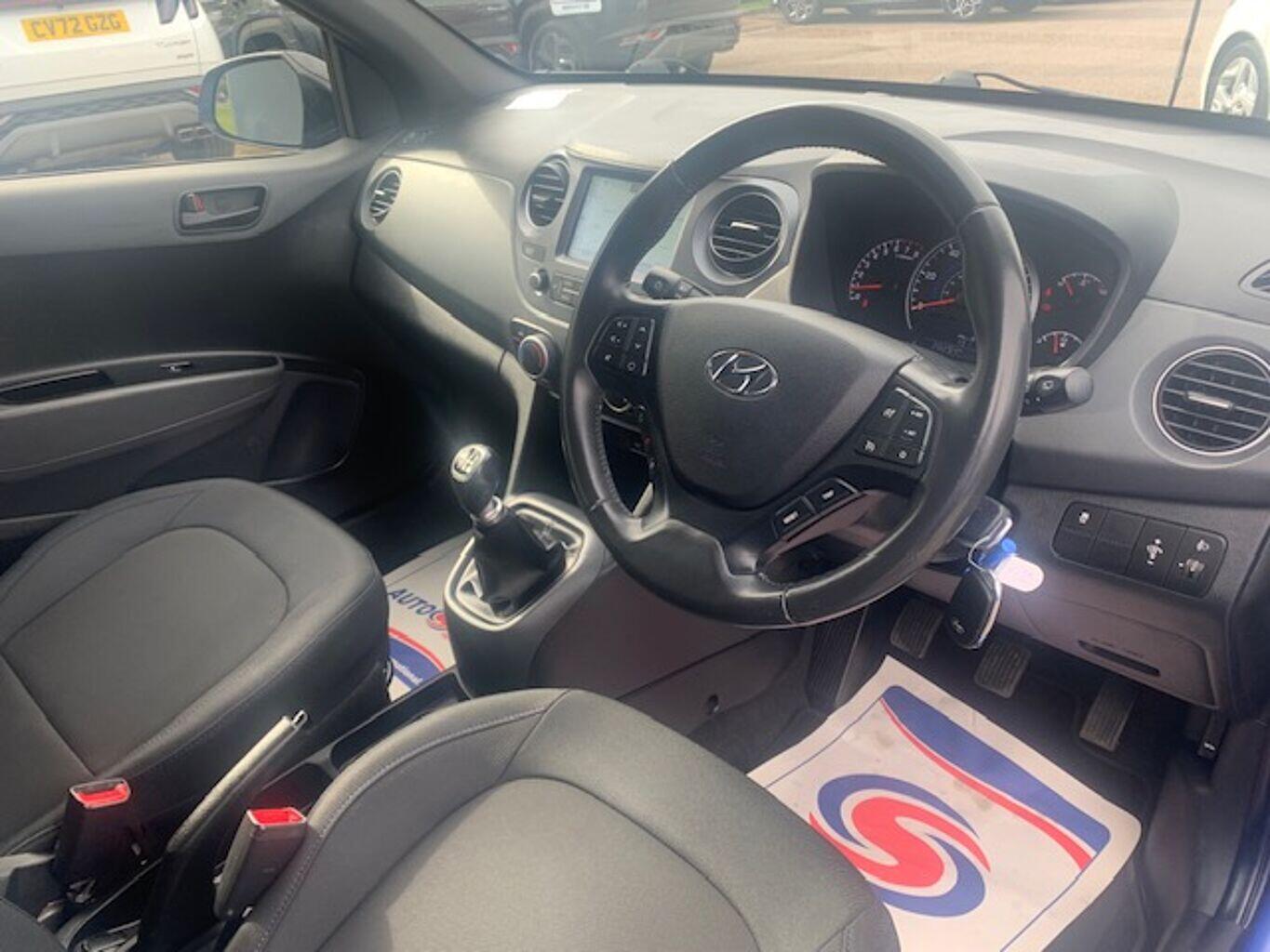 Used Hyundai i10 2019 for sale - 76151272: Photo 10