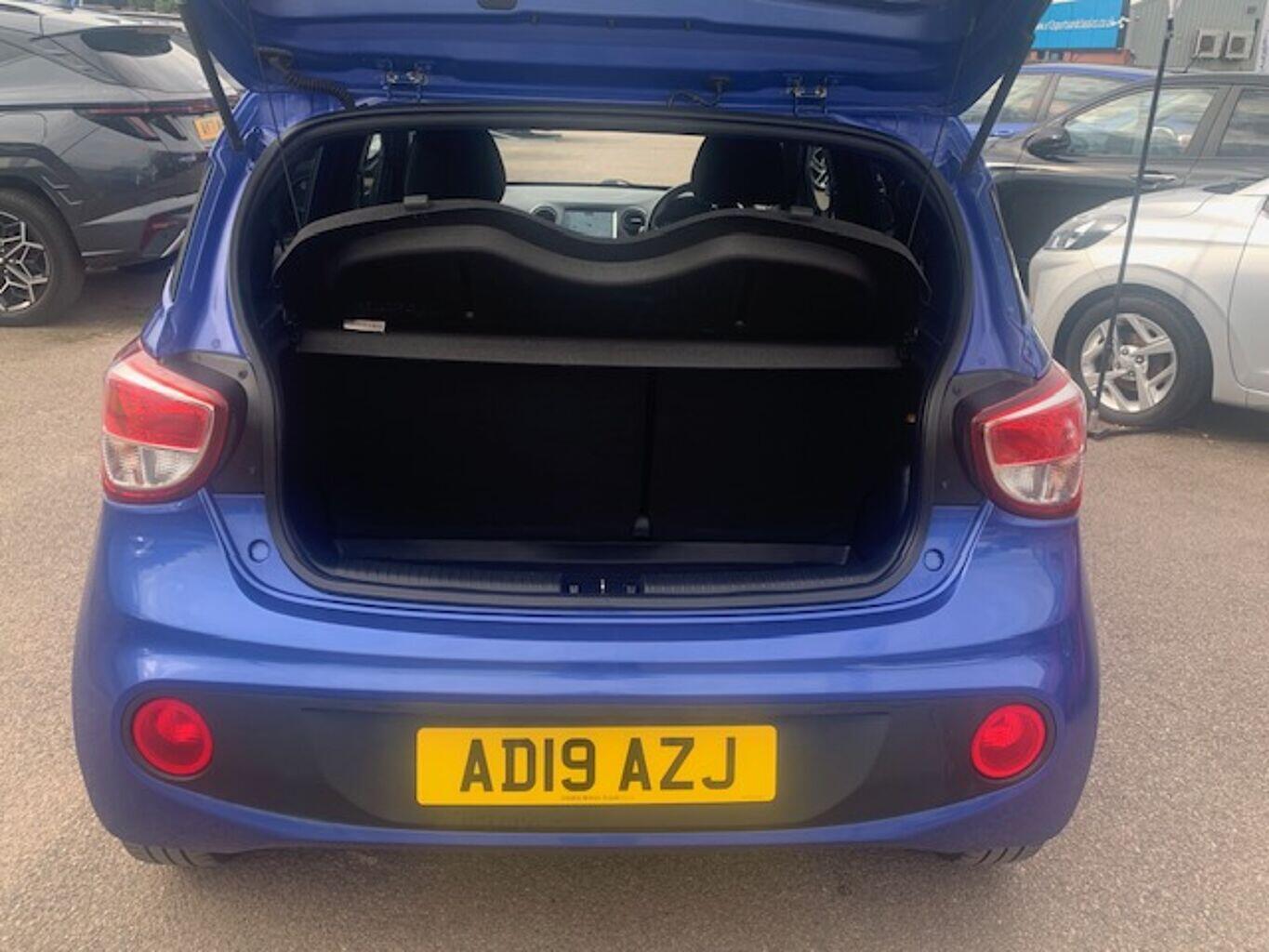 Used Hyundai i10 2019 for sale - 76151272: Photo 20