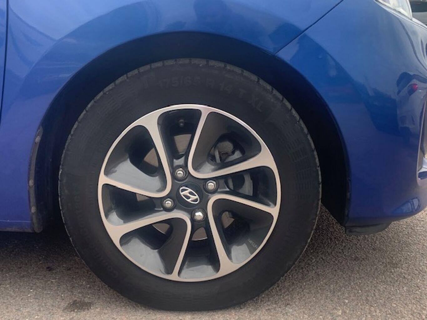 Used Hyundai i10 2019 for sale - 76151272: Photo 9