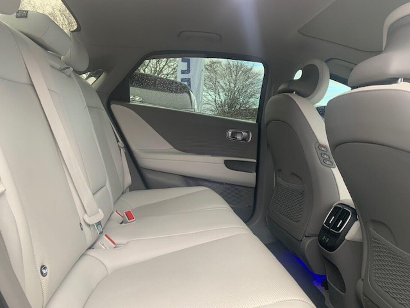 Used Hyundai IONIQ 6 2023 for sale - 76659173: Photo 12