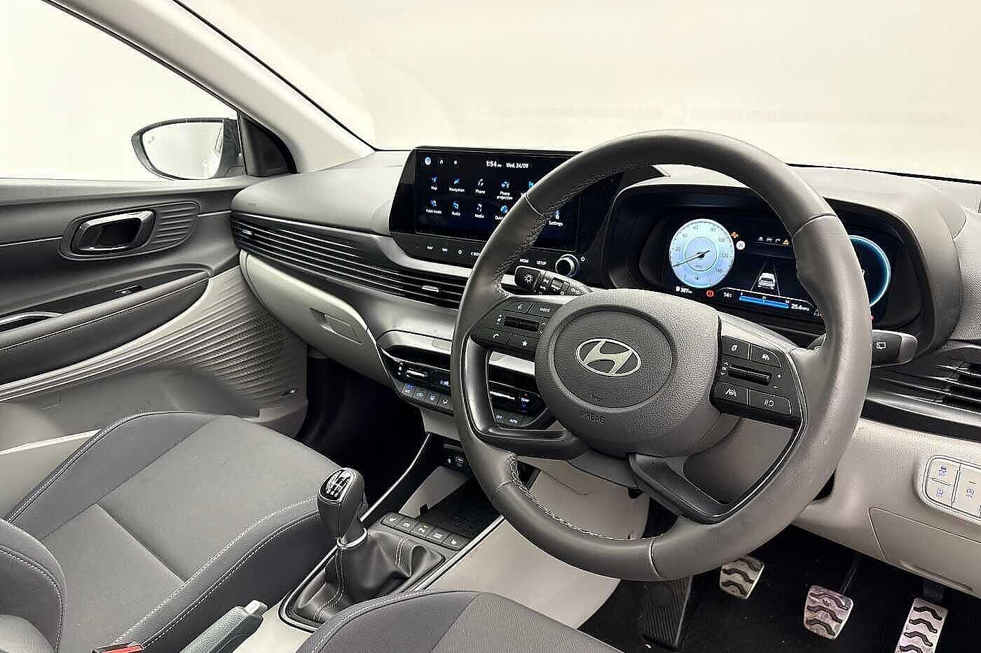 Used Hyundai BAYON 2024 for sale - 76850450: Photo 6