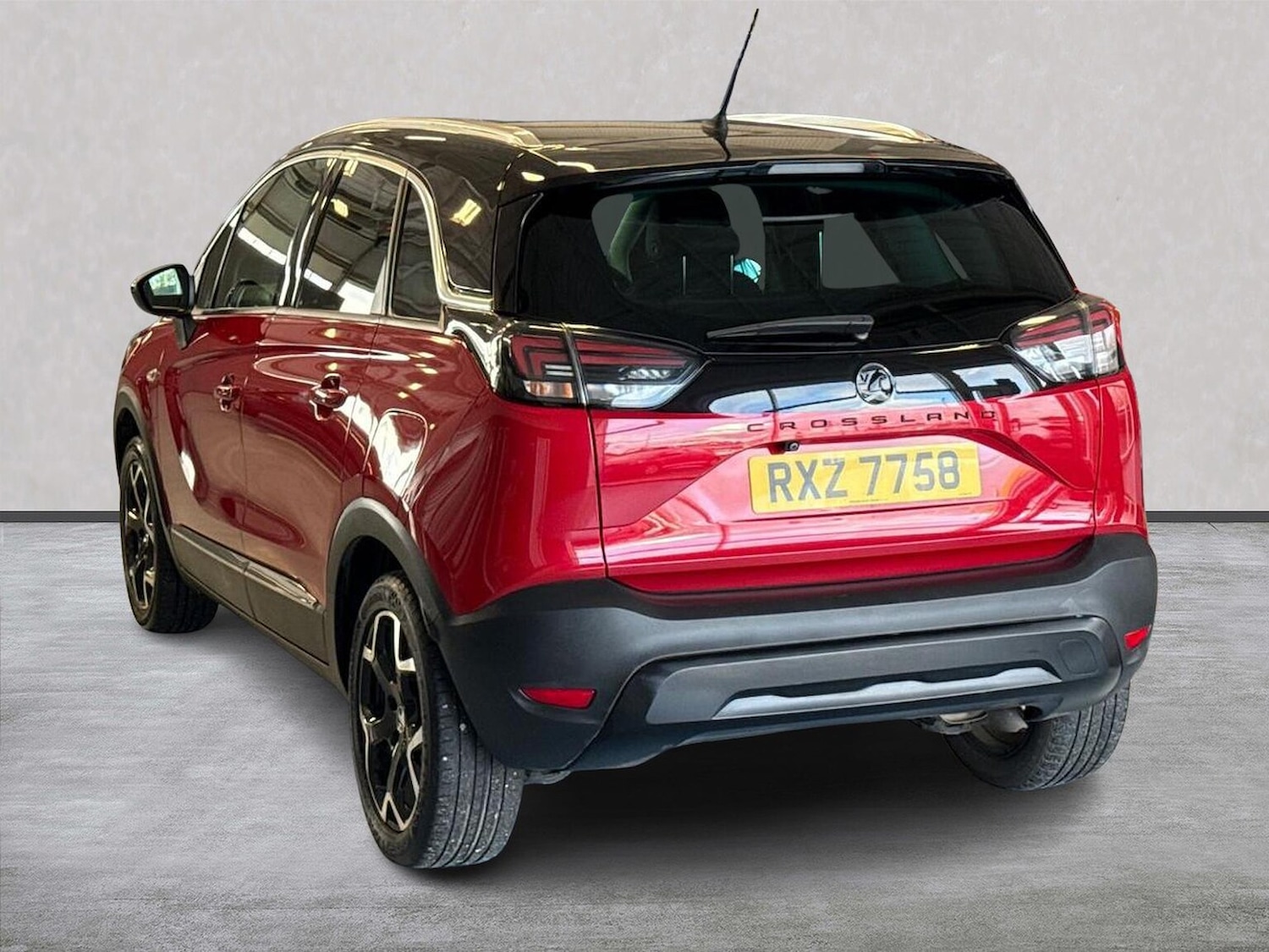 Used Vauxhall Crossland 2022 for sale - 77542467: Photo 2