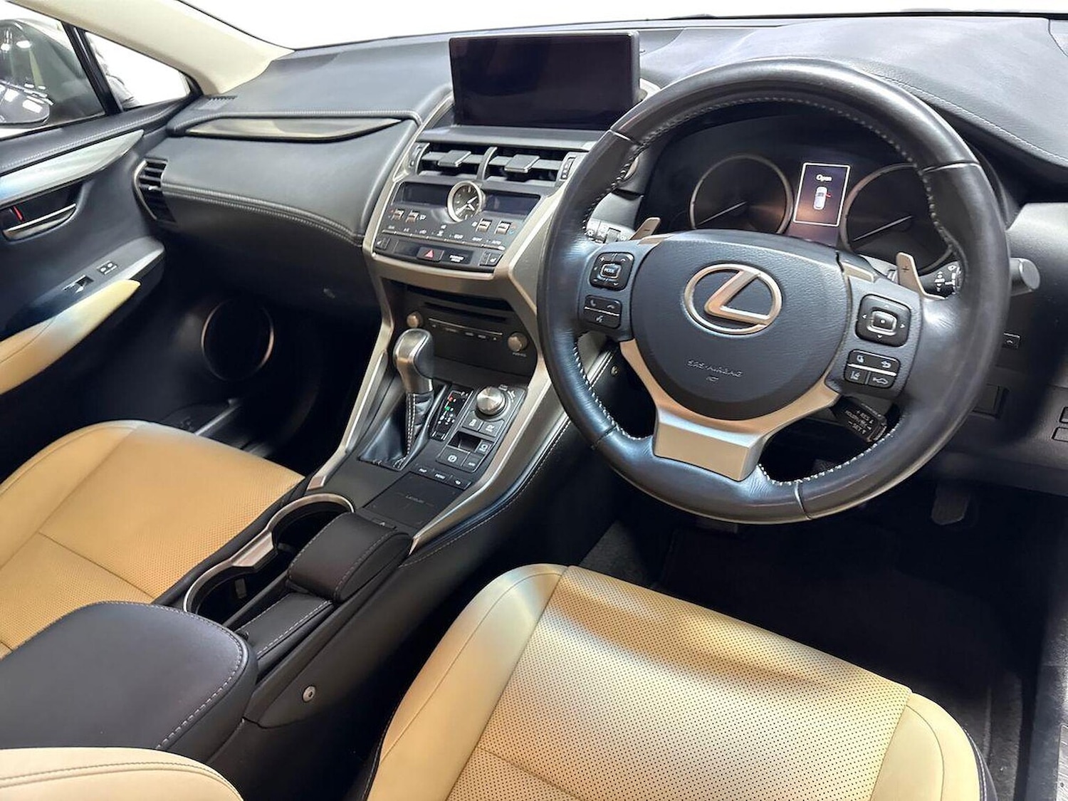 Used Lexus NX 2018 for sale - 77776544: Photo 15