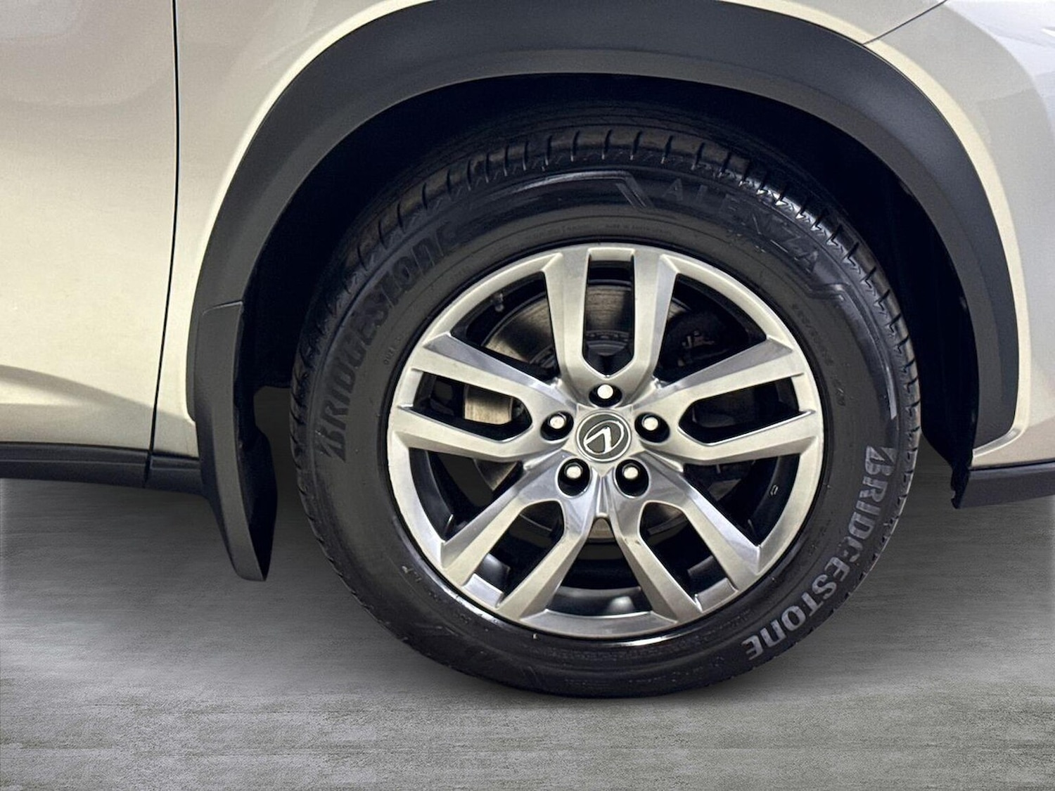 Used Lexus NX 2018 for sale - 77776544: Photo 6