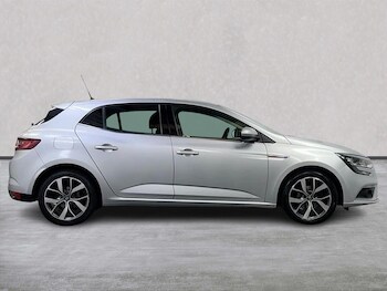 Used Renault Megane 2016 for sale - 78628039: Photo