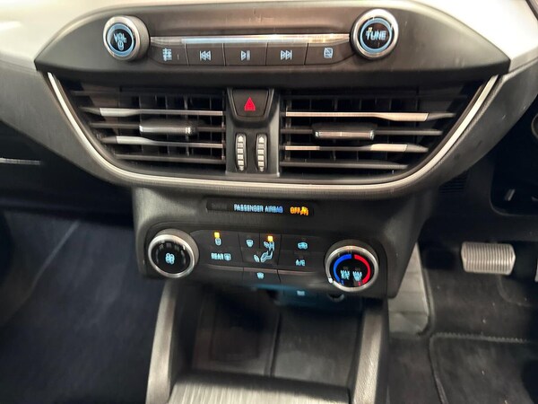 Used Ford Focus 2020 for sale - 76225033: Photo 12