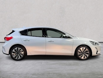 Used Ford Focus 2020 for sale - 76225033: Photo 3
