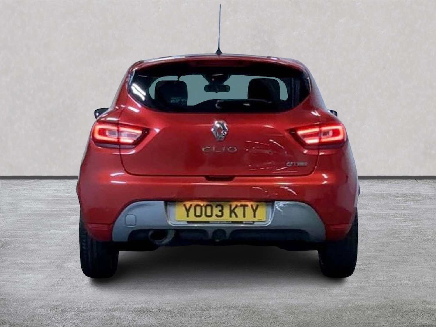 Used Renault Clio 2018 for sale - 77023450: Photo 18