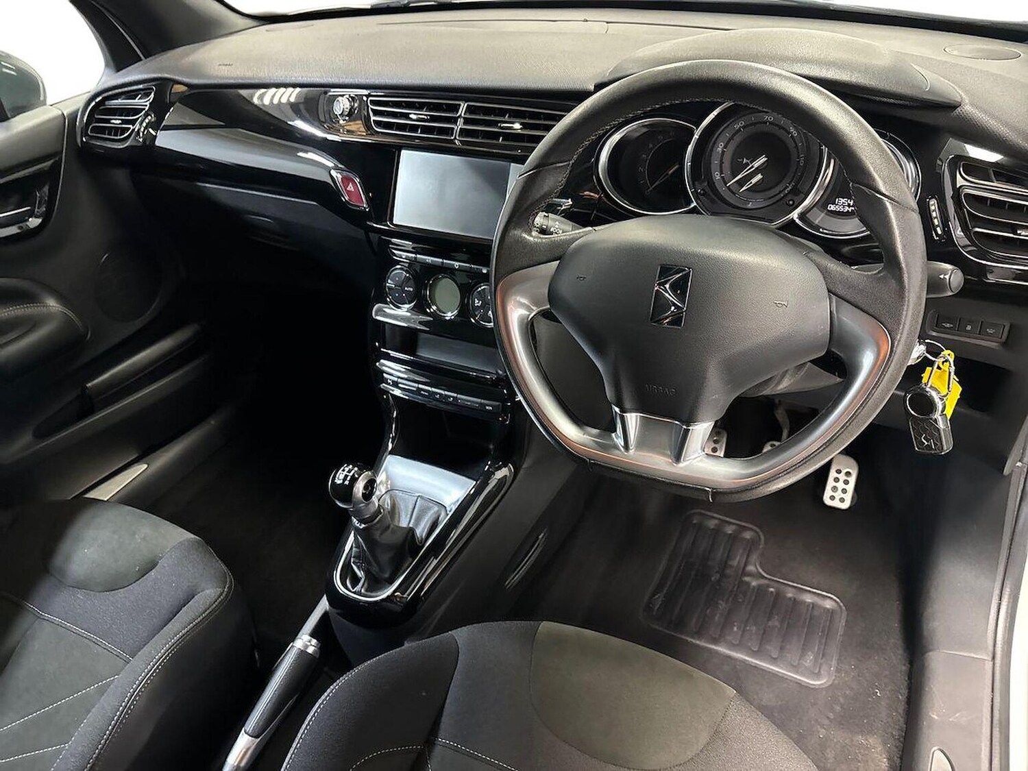 Used DS Automobiles DS 3 2016 for sale - 76769955: Photo 15