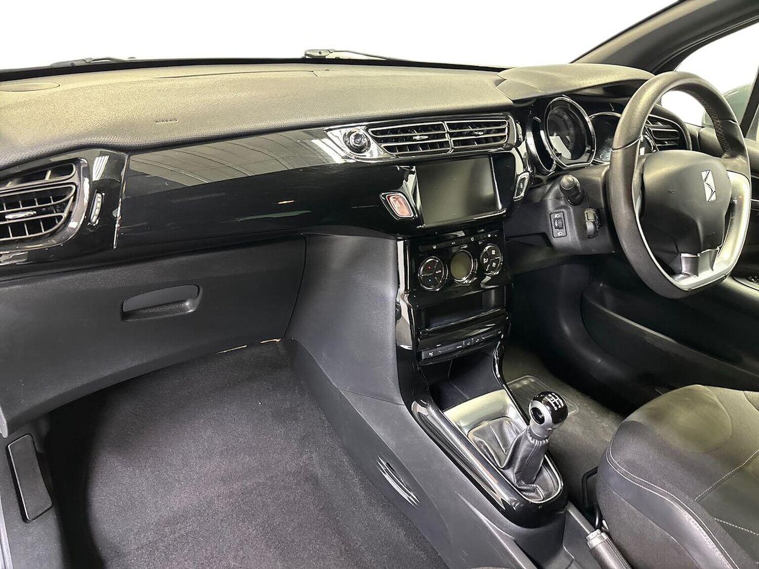 Used DS Automobiles DS 3 2016 for sale - 76769955: Photo 7