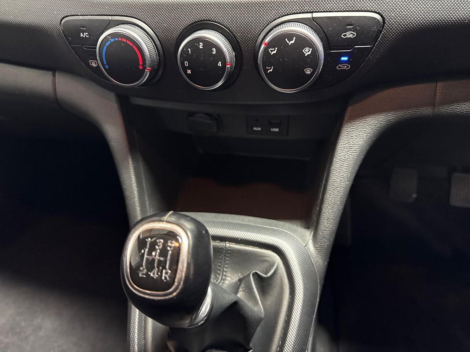 Used Hyundai i10 2016 for sale - 78192494: Photo 14