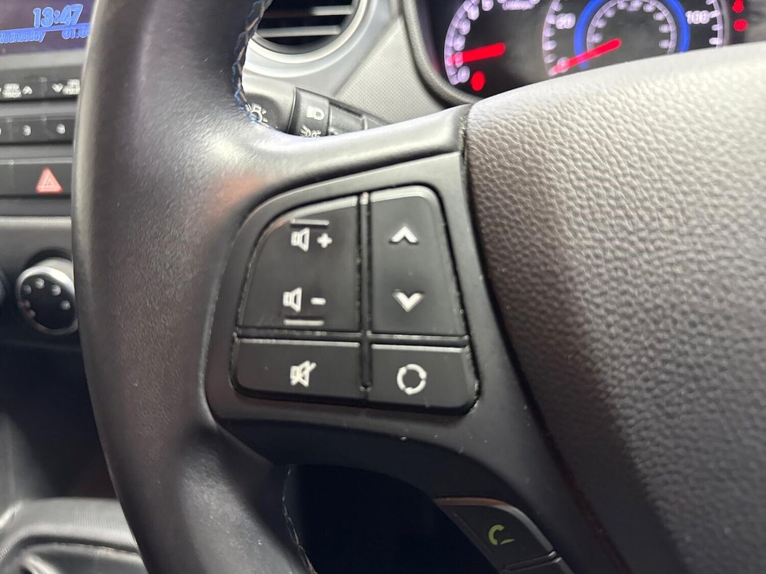 Used Hyundai i10 2016 for sale - 78192494: Photo 26