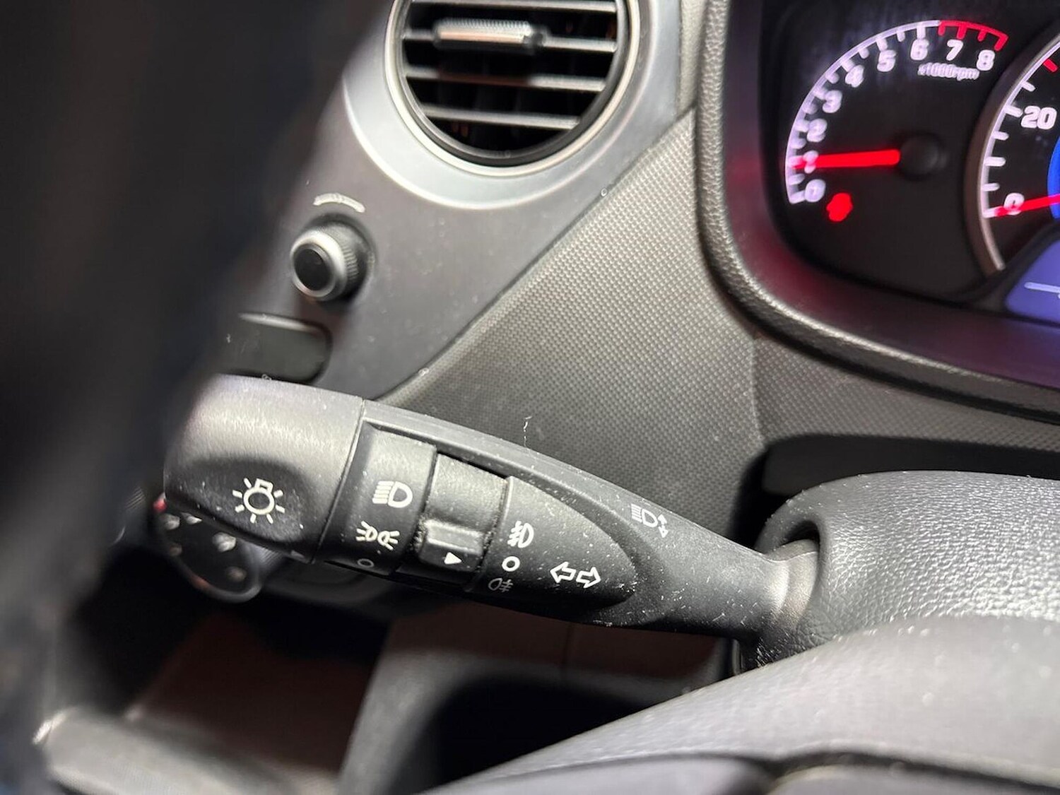 Used Hyundai i10 2016 for sale - 78192494: Photo 28