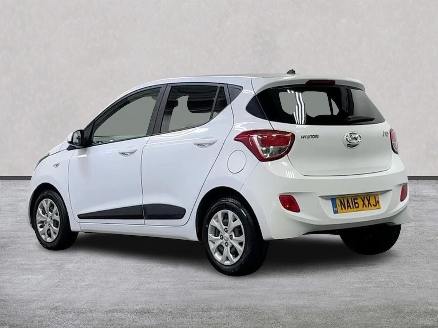 Used Hyundai i10 2016 for sale - 78192494: Photo 4