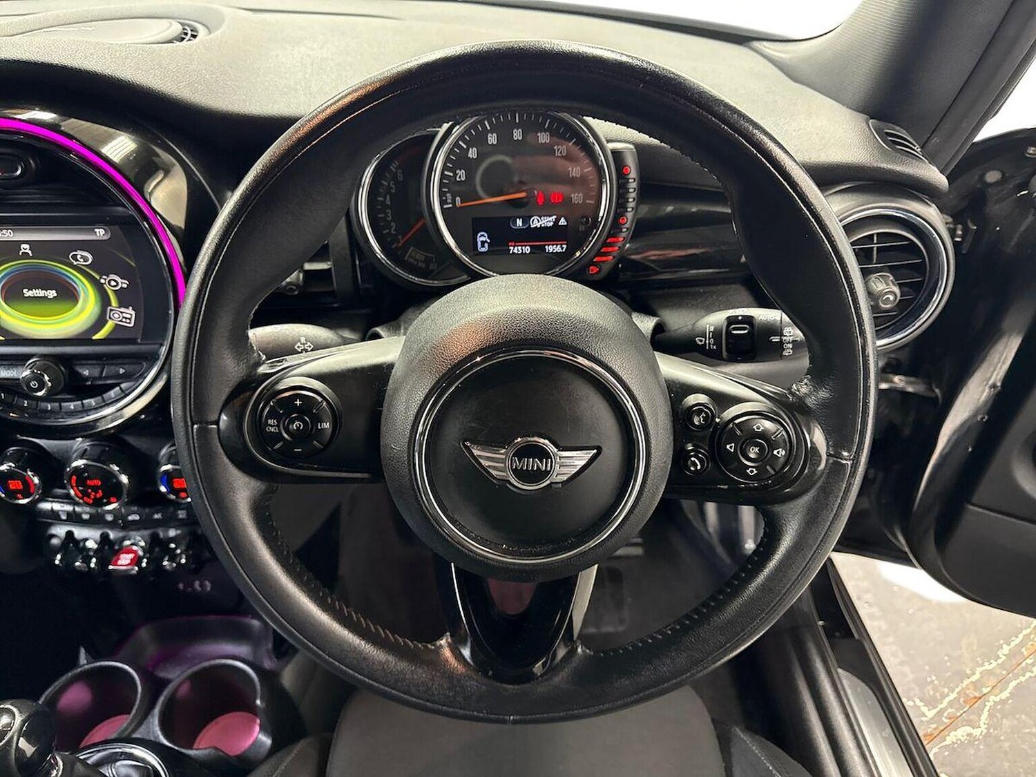 Used MINI Hatch 2017 for sale - 78192348: Photo 11