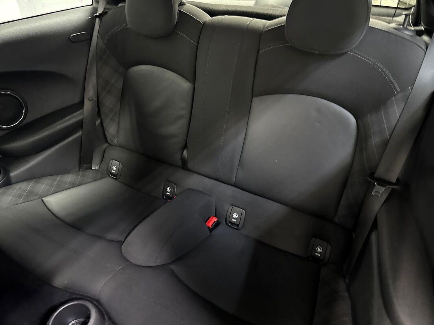 Used MINI Hatch 2017 for sale - 78192348: Photo 18