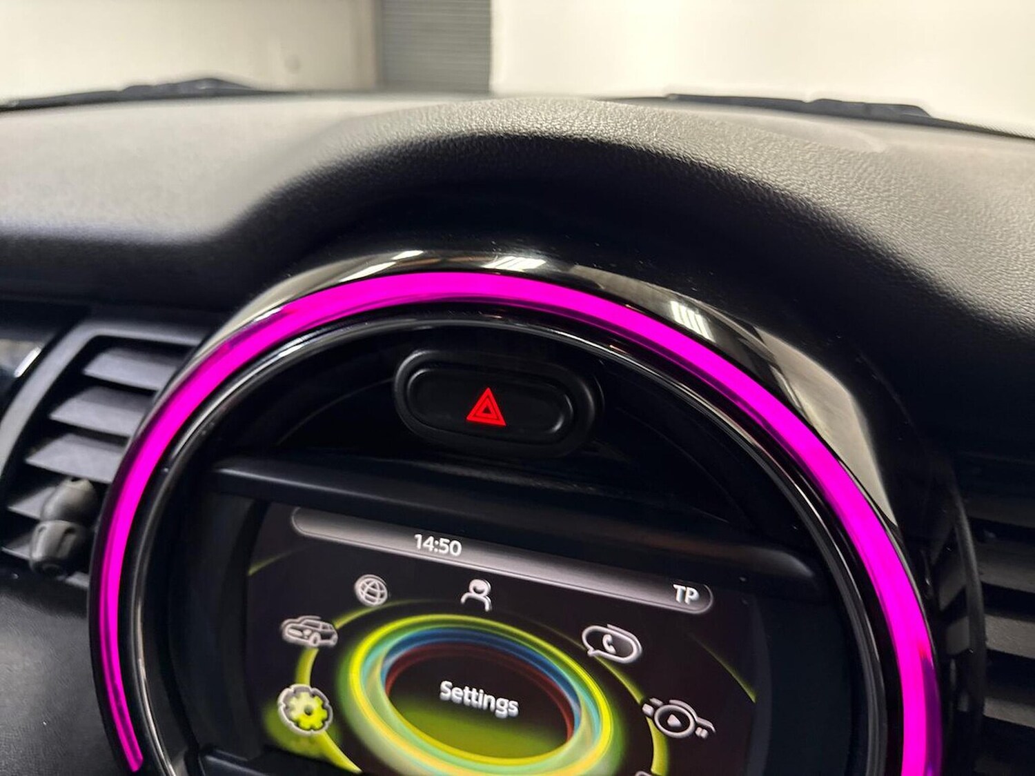 Used MINI Hatch 2017 for sale - 78192348: Photo 24