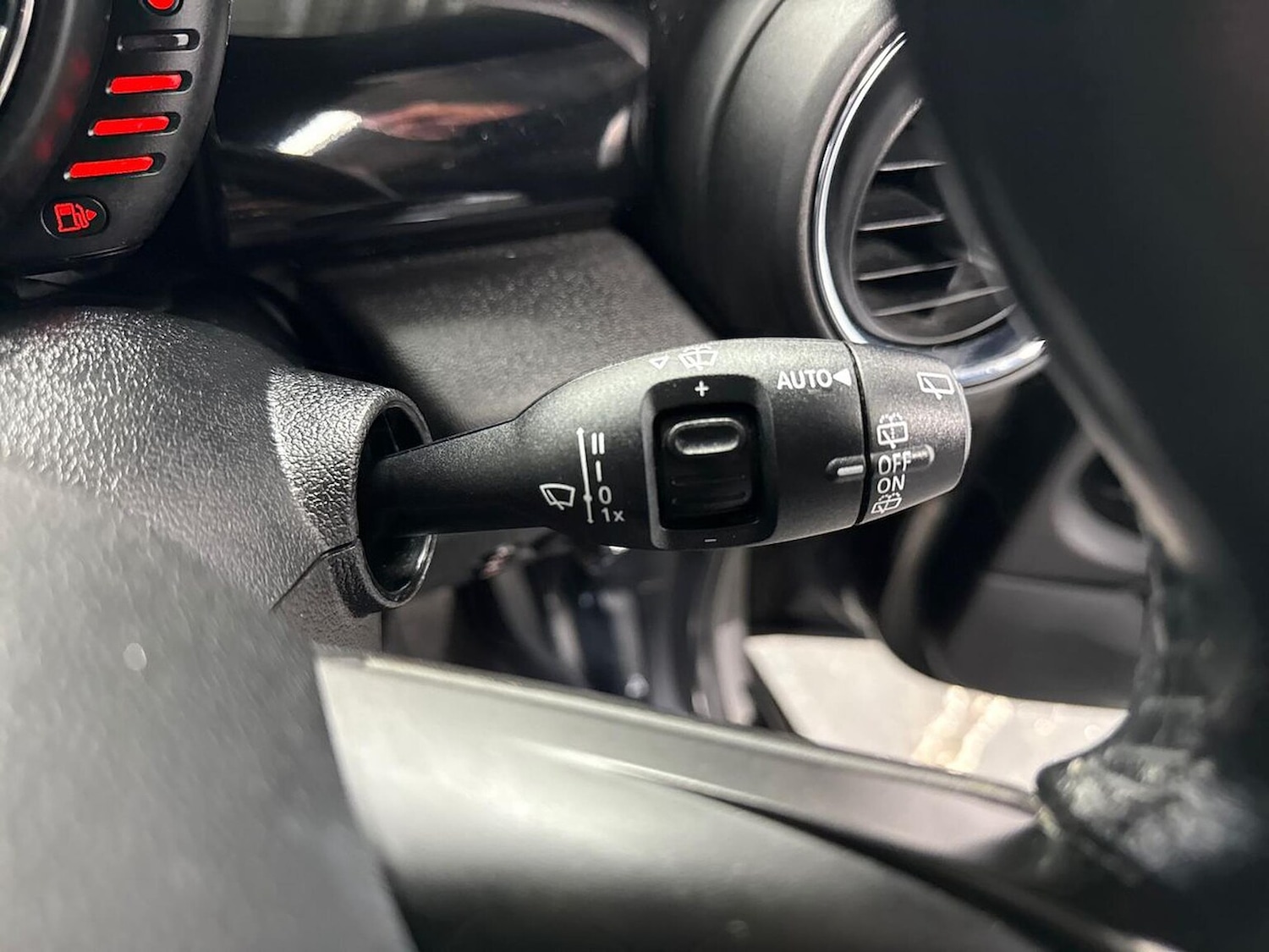 Used MINI Hatch 2017 for sale - 78192348: Photo 28