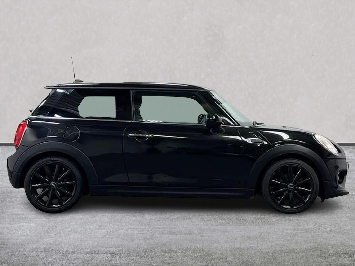 Used MINI Hatch 2017 for sale - 78192348: Photo 5