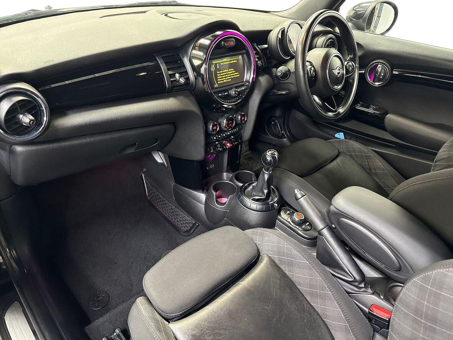 Used MINI Hatch 2017 for sale - 78192348: Photo 9