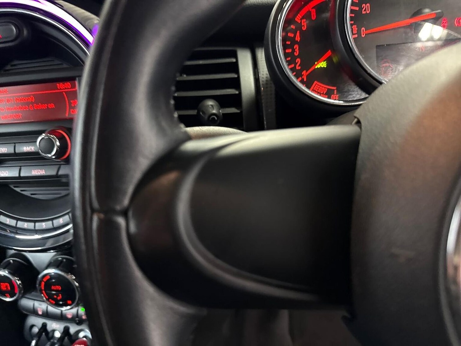 Used MINI Hatch 2015 for sale - 76455224: Photo 24