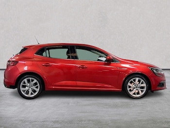 Used Renault Megane 2016 for sale - 79230610: Photo