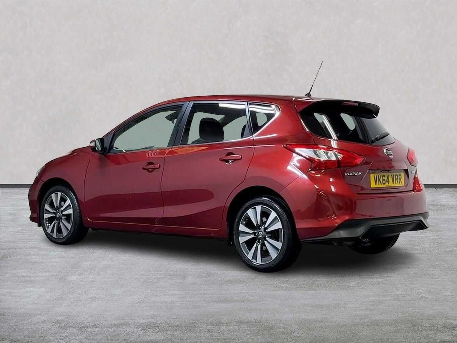 Used Nissan Pulsar 2014 for sale - 76693381: Photo 2