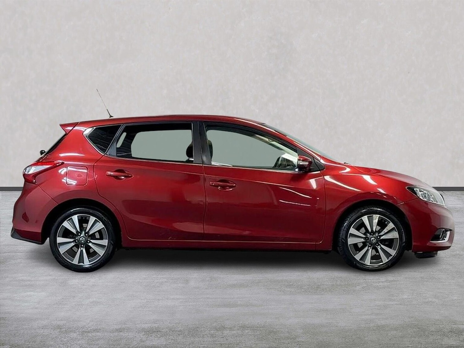 Used Nissan Pulsar 2014 for sale - 76693381: Photo 3