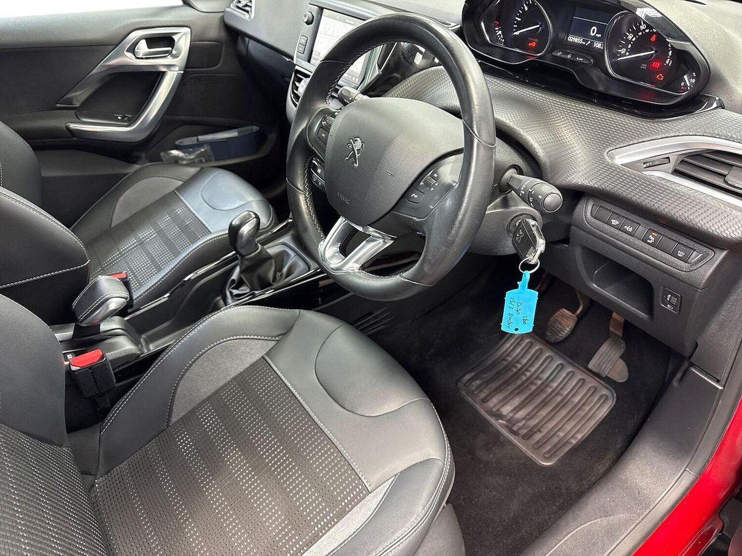 Used Peugeot 2008 2018 for sale - 77701368: Photo 15