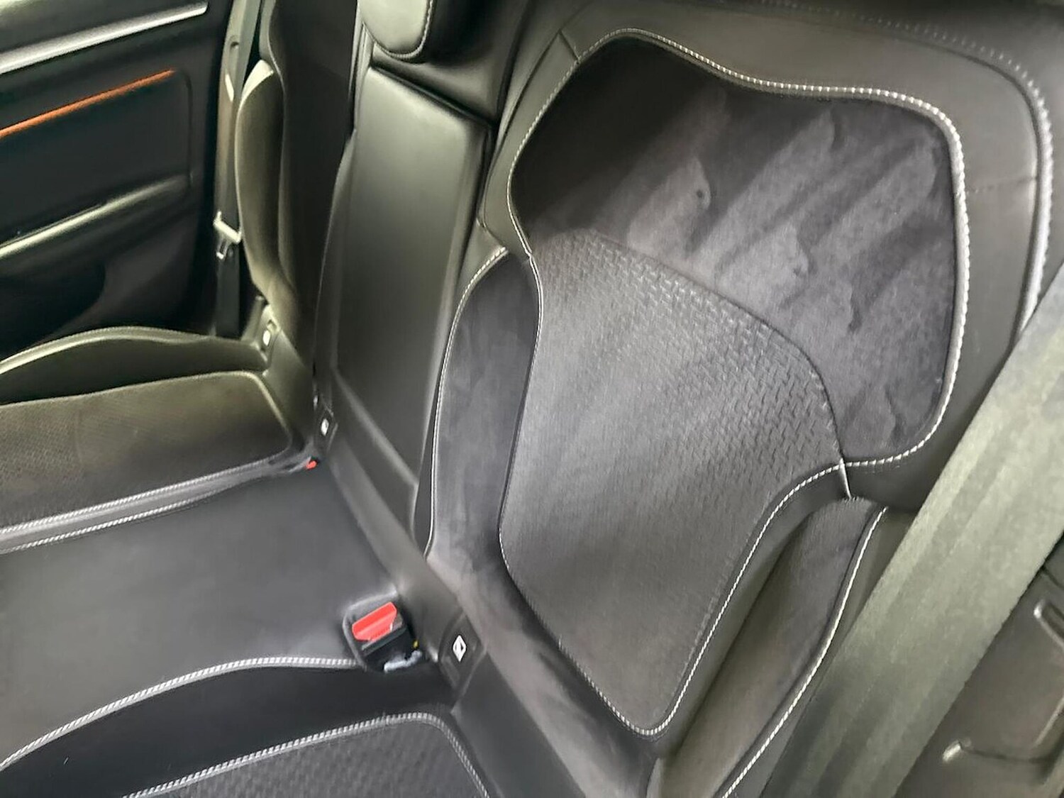 Used Renault Megane 2018 for sale - 76076442: Photo 16