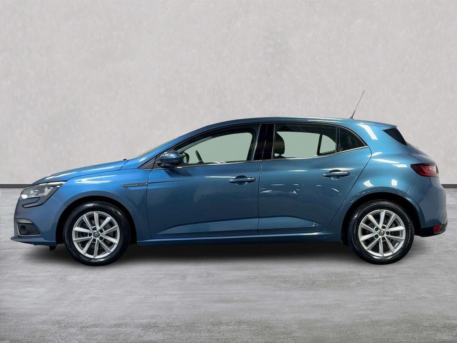 Used Renault Megane 2018 for sale - 76076442: Photo 19
