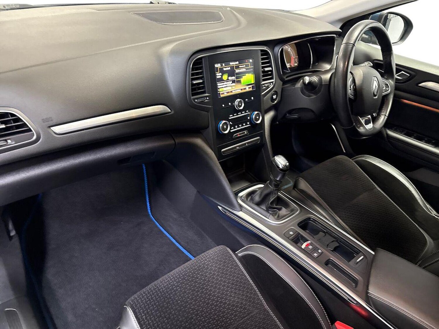 Used Renault Megane 2018 for sale - 76076442: Photo 7