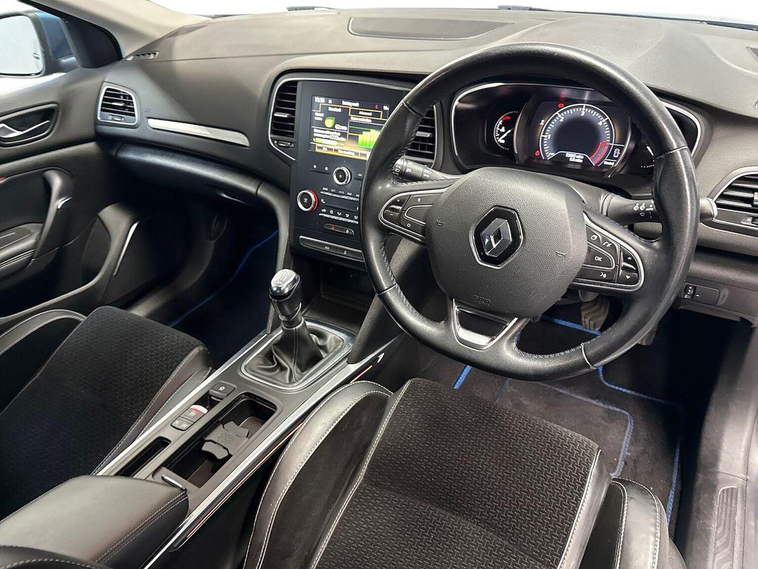 Used Renault Megane 2018 for sale - 76076442: Photo 8