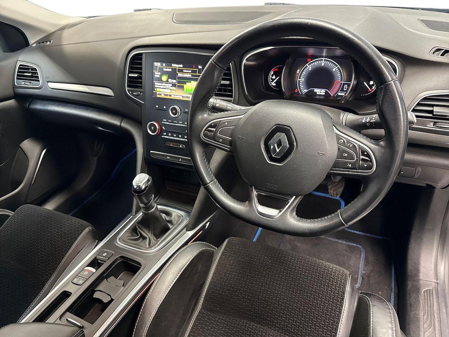 Used Renault Megane 2018 for sale - 76076442: Photo 9