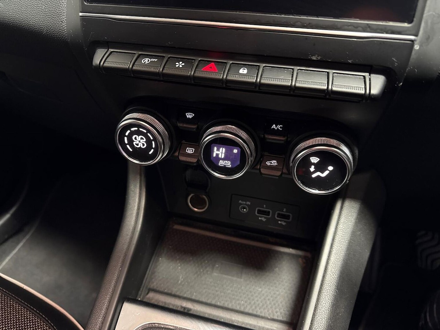 Used Renault Captur 2022 for sale - 77555299: Photo 12