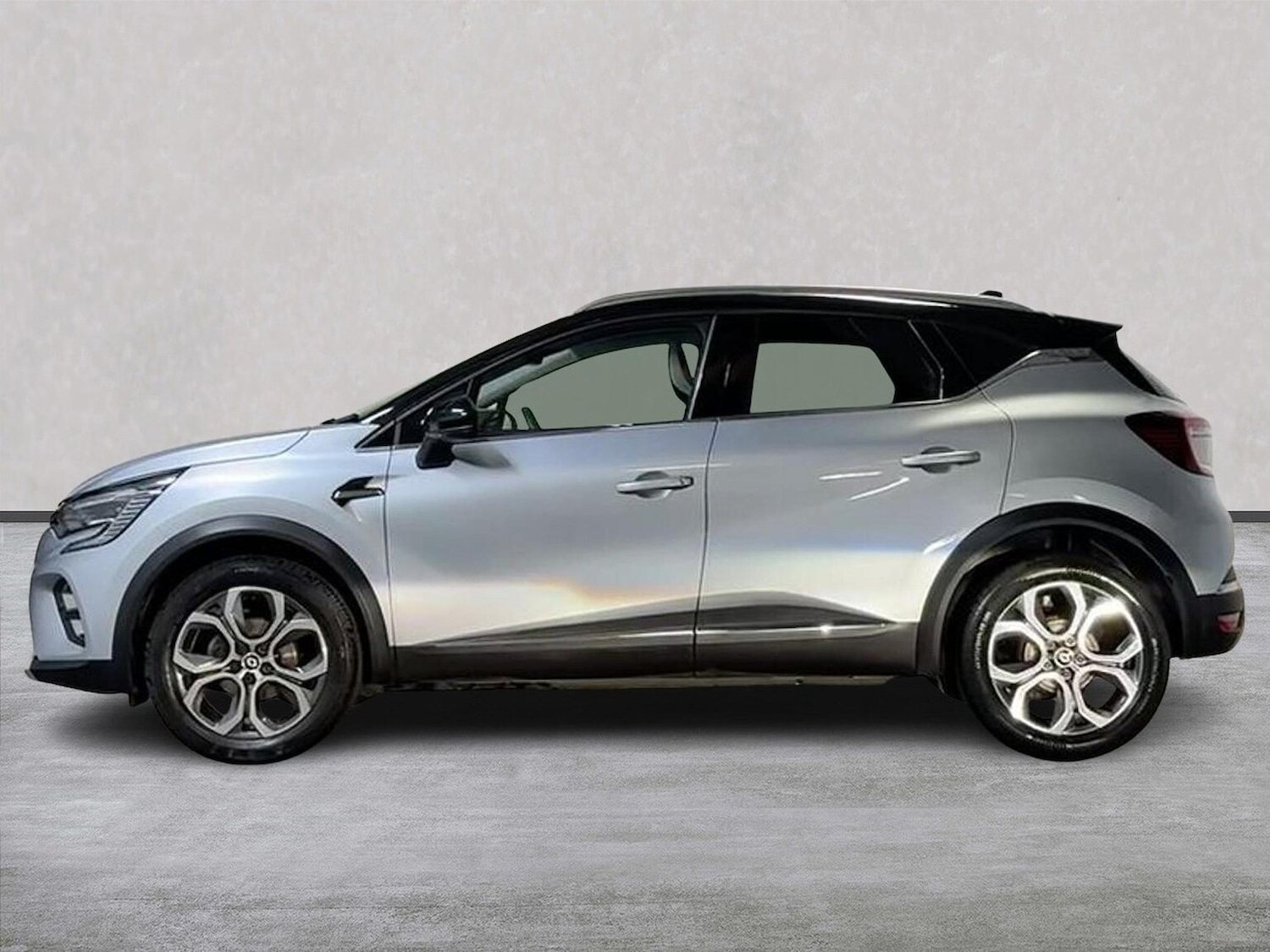 Used Renault Captur 2022 for sale - 77555299: Photo 19